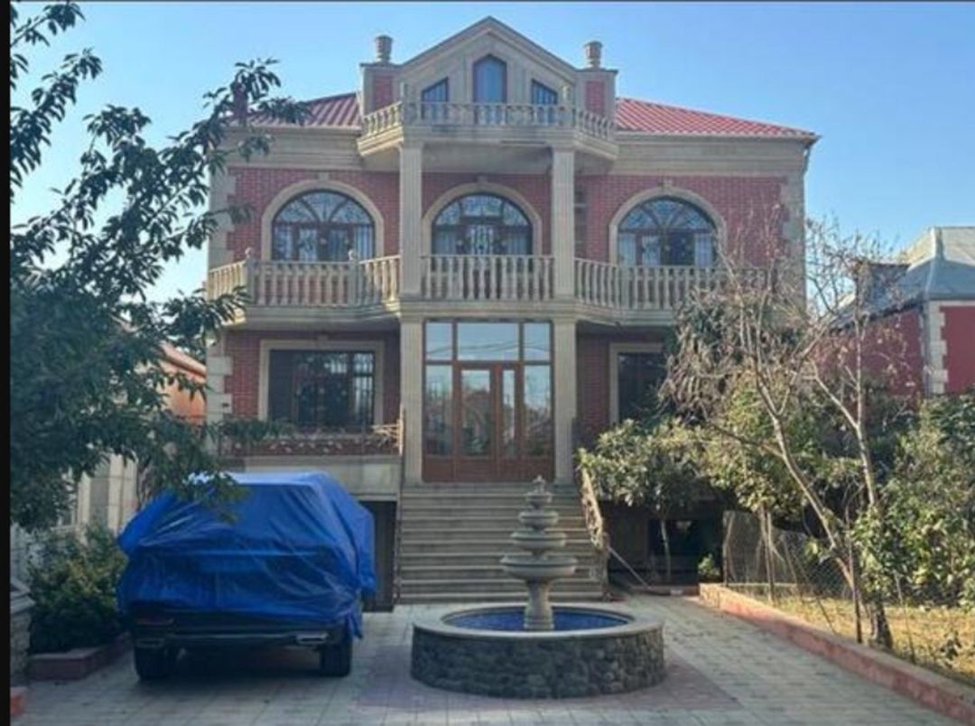 Satılır 6 otaqlı həyət evi/bağ evi 400 m² — Ev, villa, Bakı