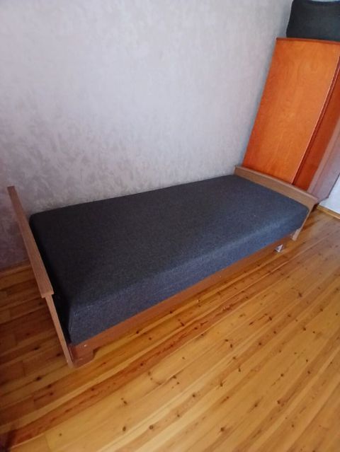 Geniş səliqəli, istifadəyə yararlı bir çarpayıdır — Bakı