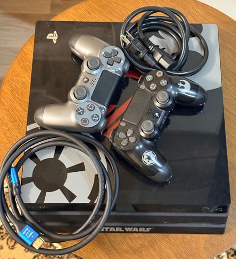 Ps4 pro1tb yaddaş.İkipult(1orginal,1podorginal).Star wars edition.Tam — Bakı