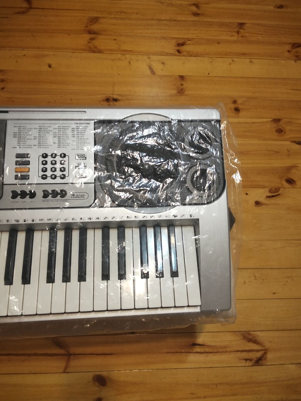 Sintezator, Vox, Yeni, Ünvandan götürmə — Pianino və digər klaviş alətləri, Bakı (8)