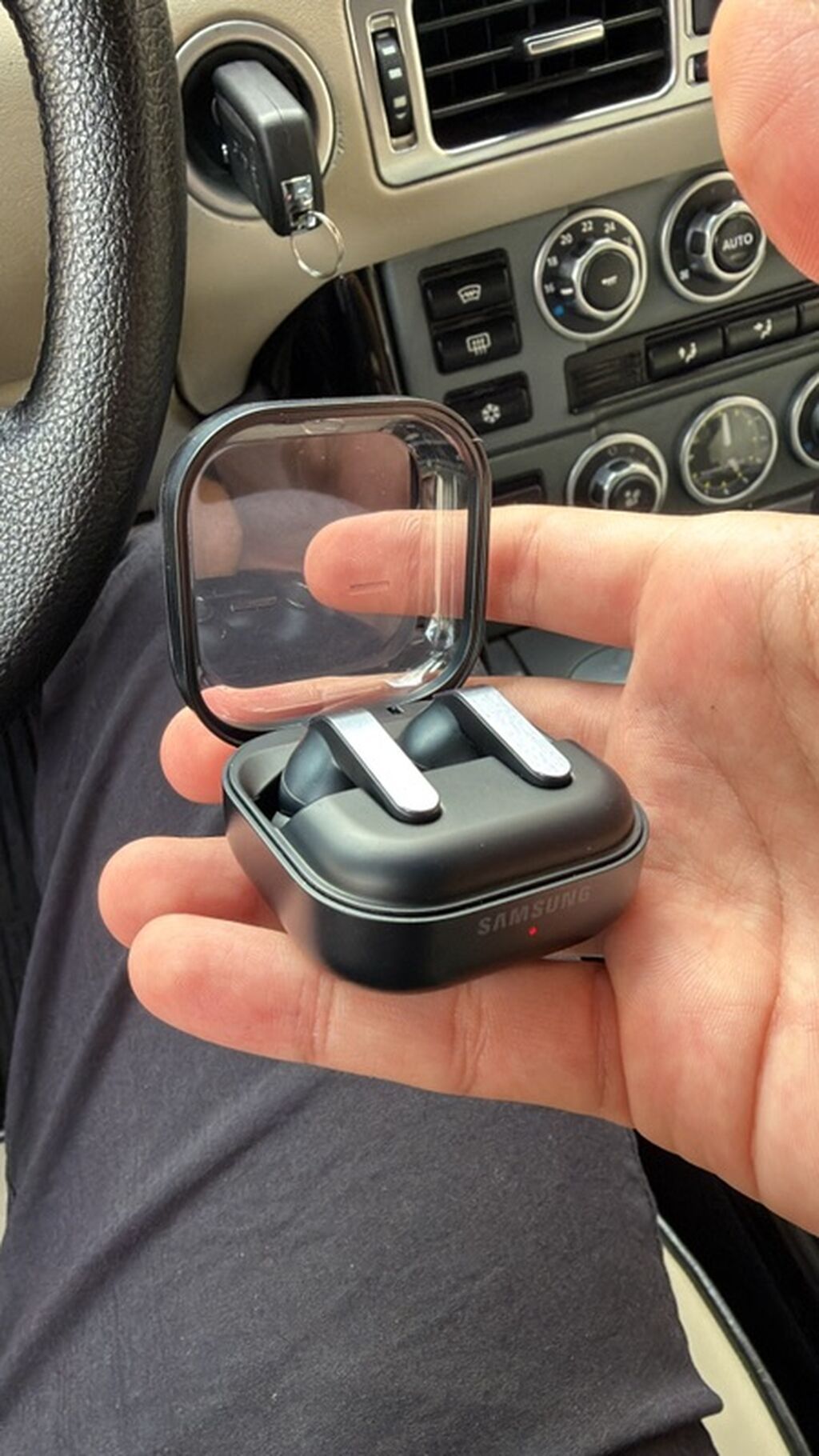 Təzədir istifadə olunmayıb. Hədiyyə verilib. Airpods işlətdiyimə görə — Qulaqcıqlar, Astara (2)