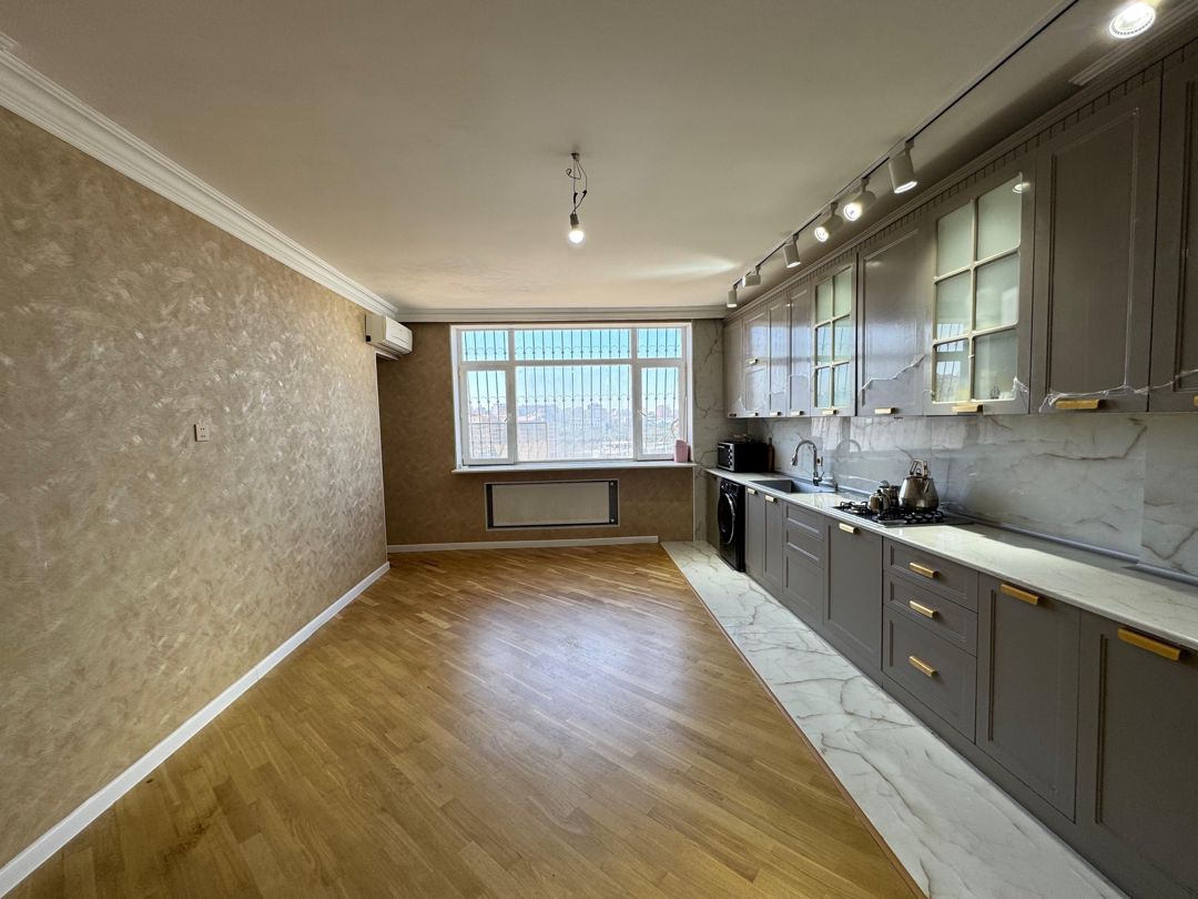 4 otaqlı mənzil, 210 m², Təbriz küçəsi, 116 — Mənzil, Bakı (9)