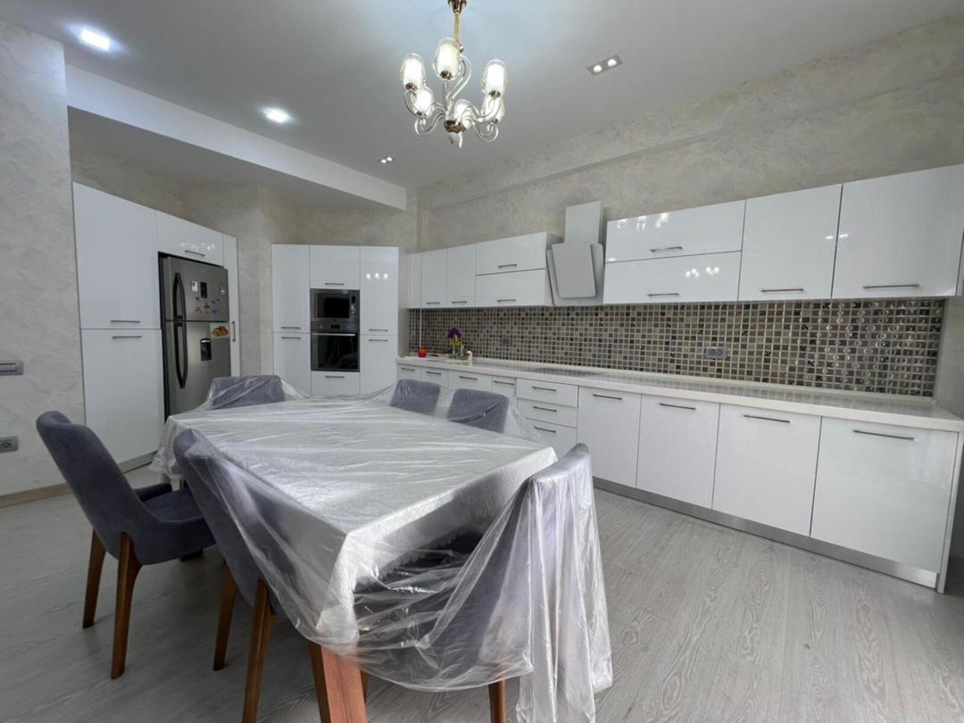 İcarəyə verilir 3 otaqlı yeni tikili 130 m² — Mənzil, Bakı (5)