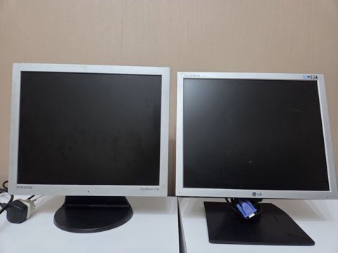 İki 17" kvadrat LCD monitor dəsti - Modellər: - Samsung SyncMaster — Bakı