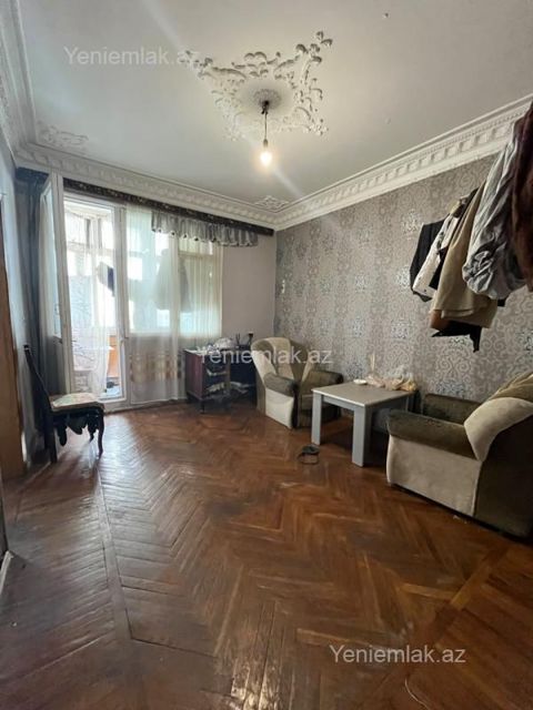 Satılır 3 otaqlı Bina evi menzil (Köhnə tikili), 65 m², Nəsimi rayonu — Bakı