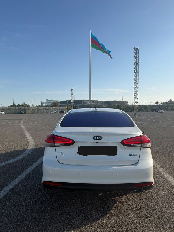 Kia K3, 1.6 L, 2016 il, 301 000 km — Avtomobillər, Bakı (2)
