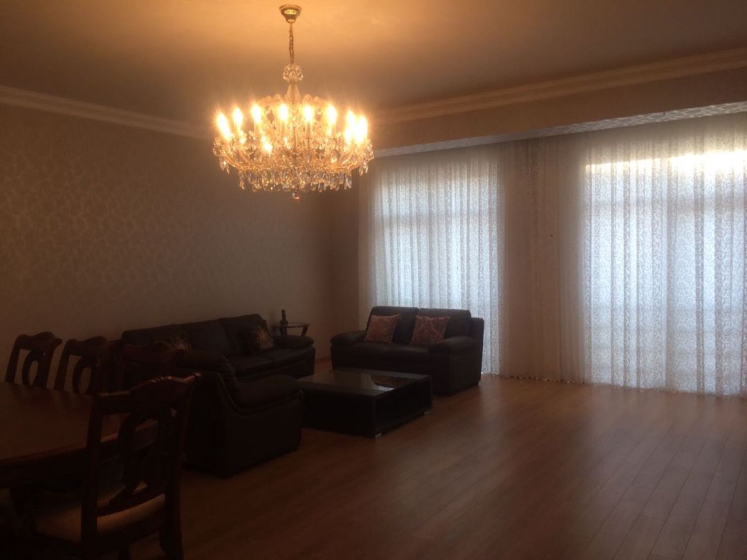İcarəyə verilir 3 otaqlı yeni tikili 160 m² — Mənzil, Bakı (9)
