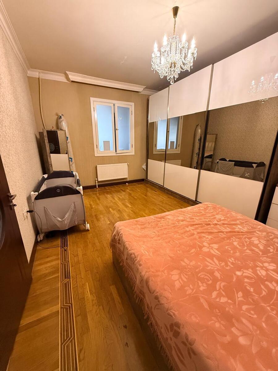 Satılır 4 otaqlı köhnə tikili 98 m² — Mənzil, Bakı (5)