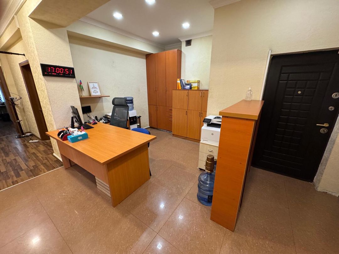 İcarəyə verilir 4 otaqlı ofis 150 m² — Ofis, Bakı (3)