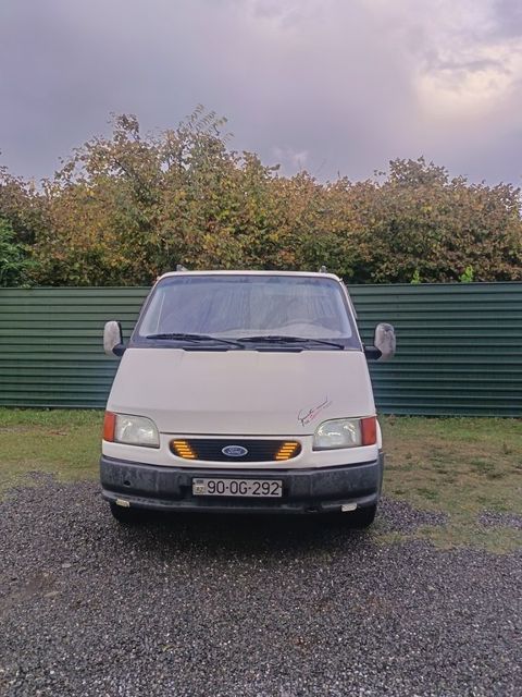 Ford Transit, 2.5 L, 1997 il, 870 000 km — Şəki
