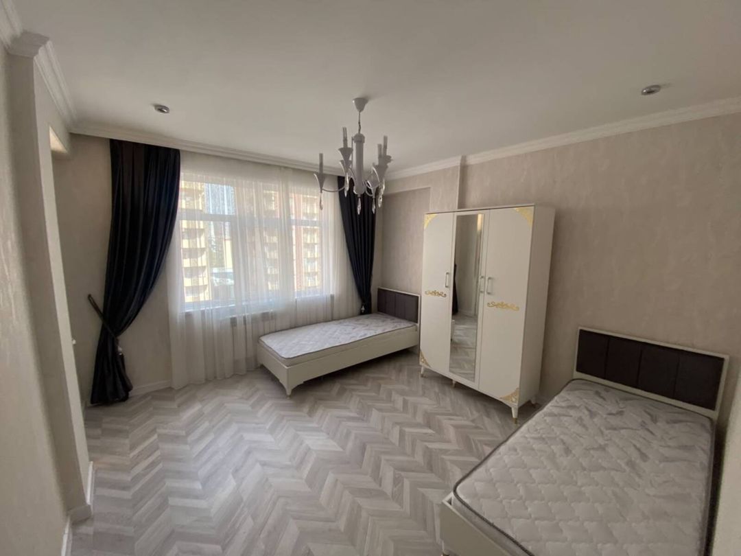 İcarəyə verilir 3 otaqlı yeni tikili 120 m² — Mənzil, Bakı (7)