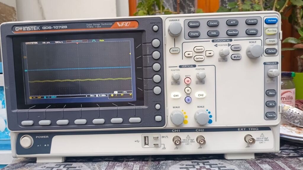 GW Instek GDS-1072B rəqəmsal yaddaşlı osiloskop - Tezlik zolağı: 70 — Ölçü alətləri, Bakı (2)