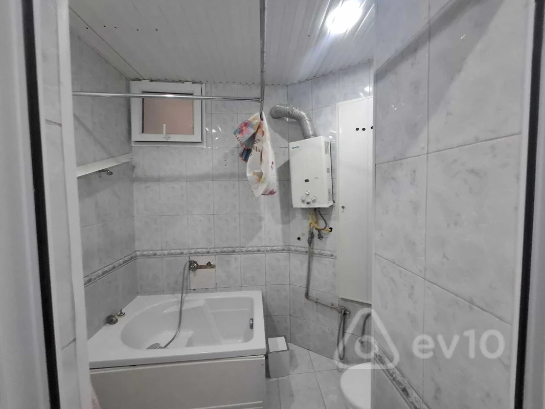 2 otaqlı mənzil, 45 m², Huseynbala Əliyev kucəsi — kirayə — Mənzil, Bakı (7)