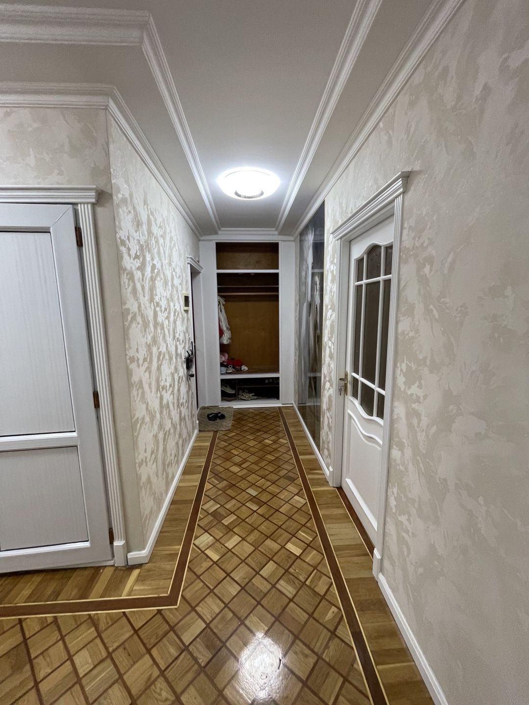 Satılır 3 otaqlı köhnə tikili 105 m² — Mənzil, Bakı (2)