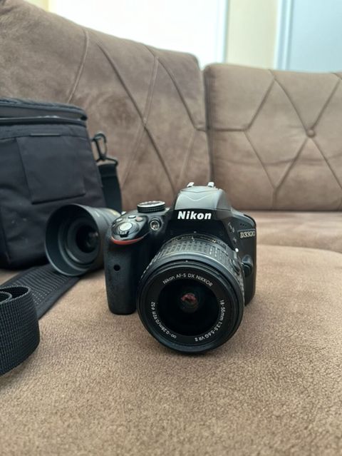 Nikon D3300 Dslr fotoaparat dəsti Daşı ölüb ve zaryatkası yoxdu sadece — Bakı