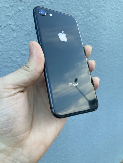 IPhone 8, 64 GB, Qara, Barmaq izi — Bakı