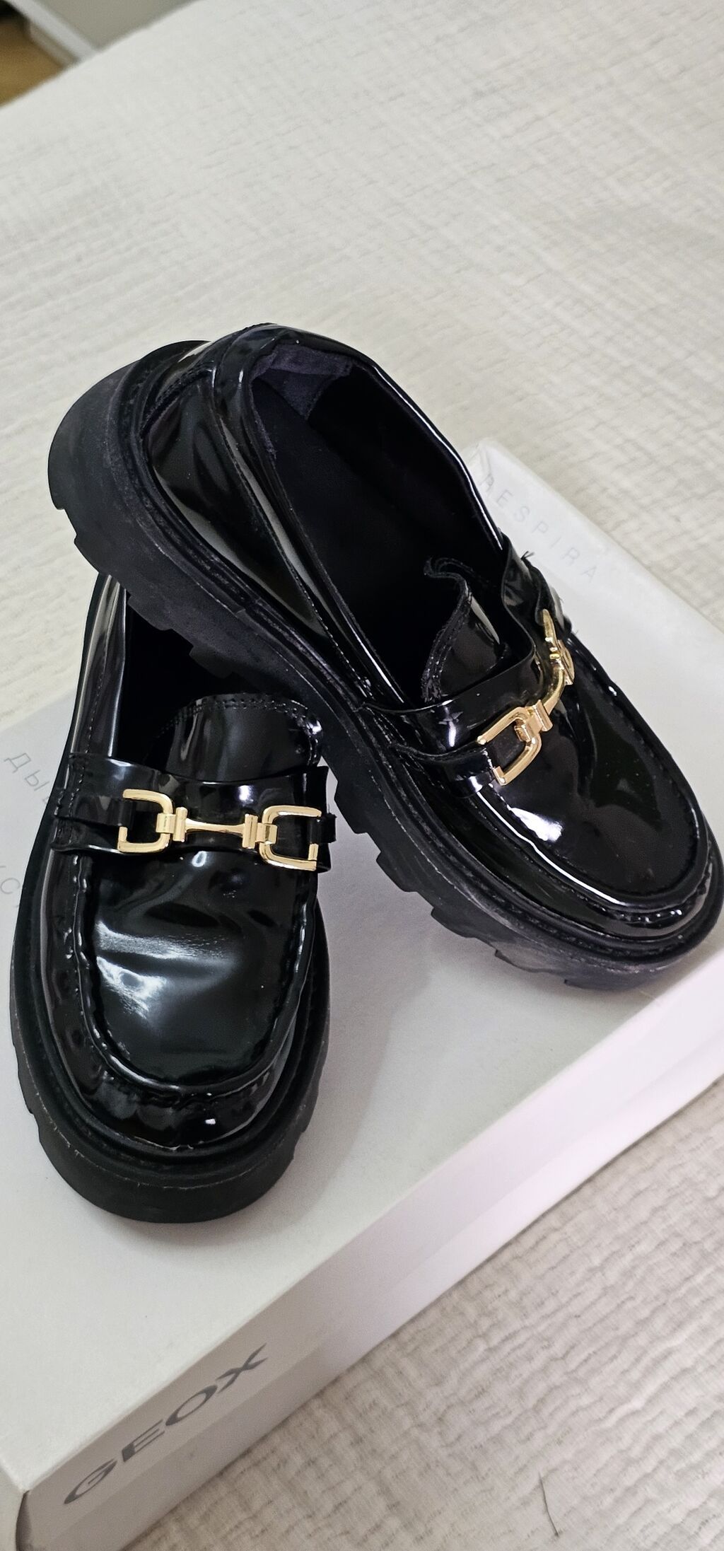 Zara qadın loaferləri - Model: klassik loafer - Rəng: parlaq qara — Mokasin, Bakı (3)