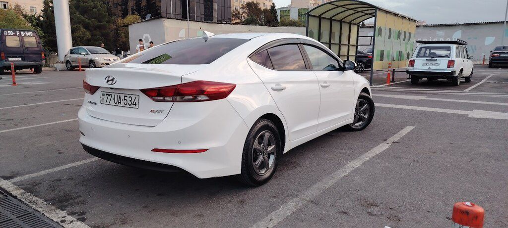 Hyundai Avante, 1.6 L, 2016 il, 251 000 km — Avtomobillər, Sumqayıt (5)