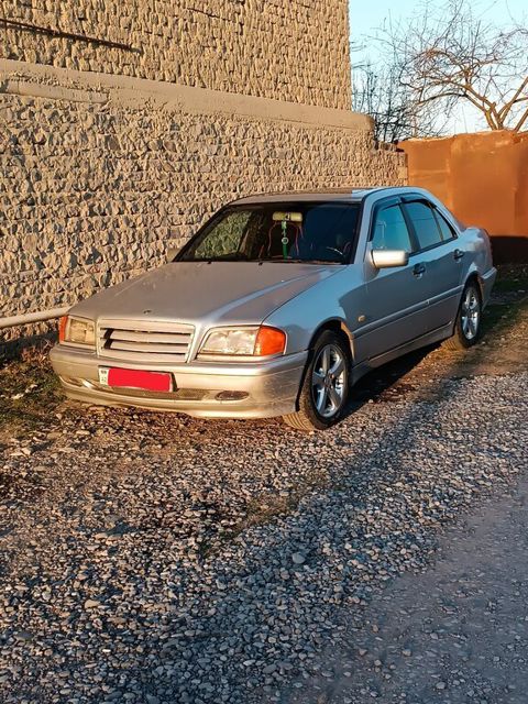 Mercedes C 200, 2.0 L, 1998 il, 330 000 km — Bakı