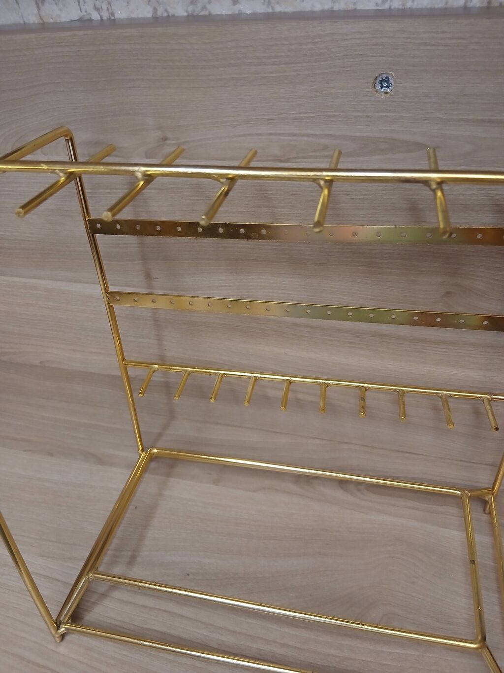 Qızıl üçün, Yeni — Vitrini, Bakı (3)