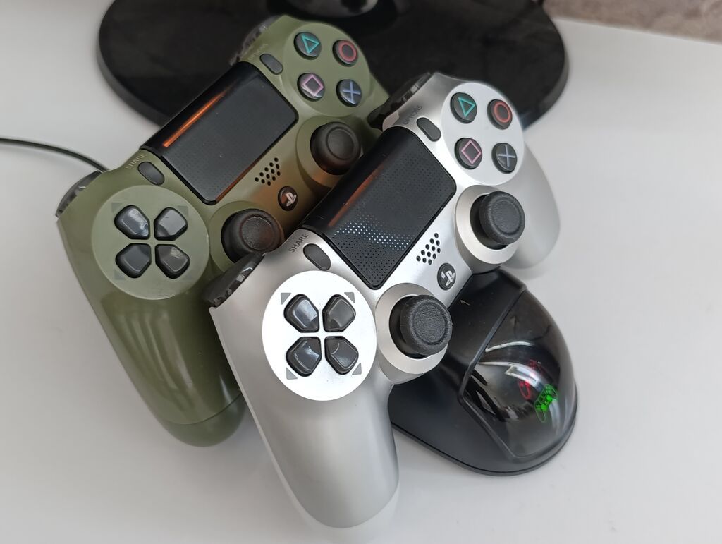 PS4 pultu üçün şarj cihazı əla vəziyətdə PS4 pult zaryadka üçün dok — Aksesuarlar, Bakı (3)
