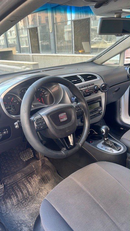 Seat Leon, 1.8 L, 2011 il, 230 000 km — Avtomobillər, Bakı (8)