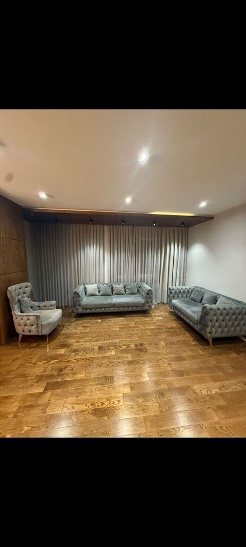 İşlənmiş, Divan, Kreslo — Bakı