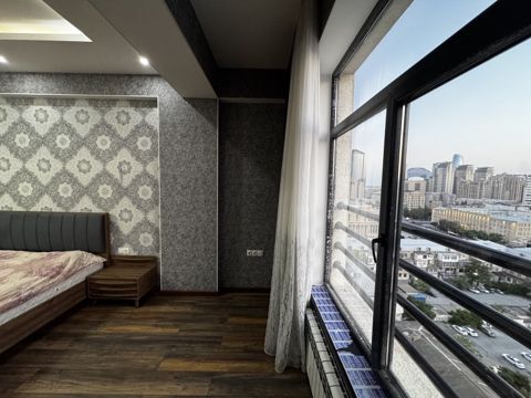 İcarəyə verilir 3 otaqlı yeni tikili 120 m² — Ilham