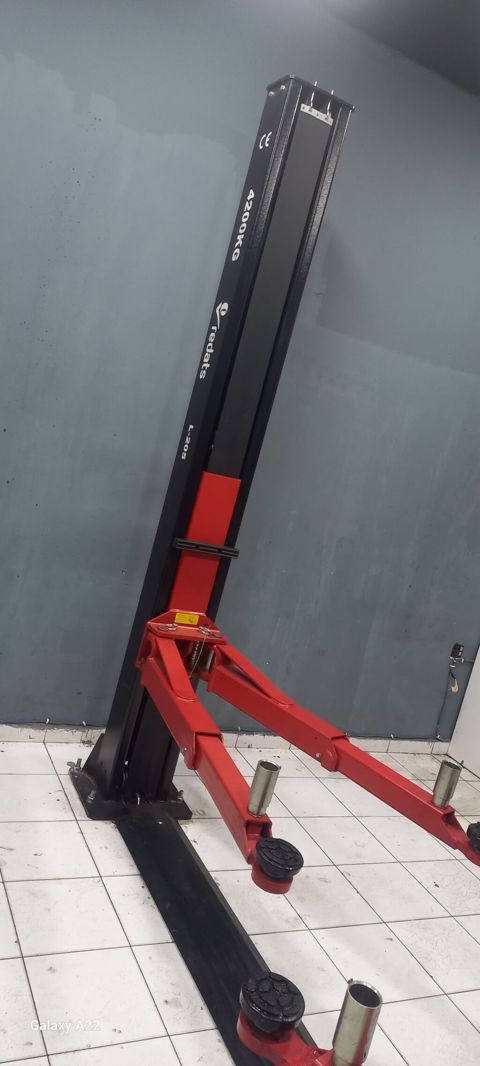 Redats L-205 avtomobil qaldırıcısı - Tip: Tək sütunlu — Bakı
