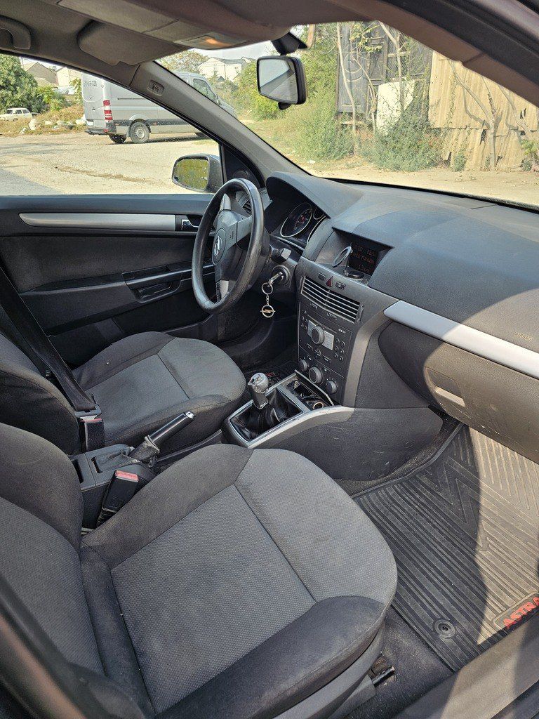 Opel Astra, 1.6 L, 2006 il, 300 000 km 99-ZS-672 — Avtomobillər, Bakı (9)