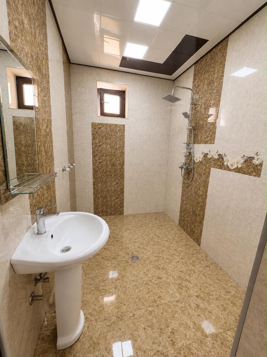 Satılır 6 otaqlı həyət evi/bağ evi 250 m² — Ev, villa, Bakı (9)