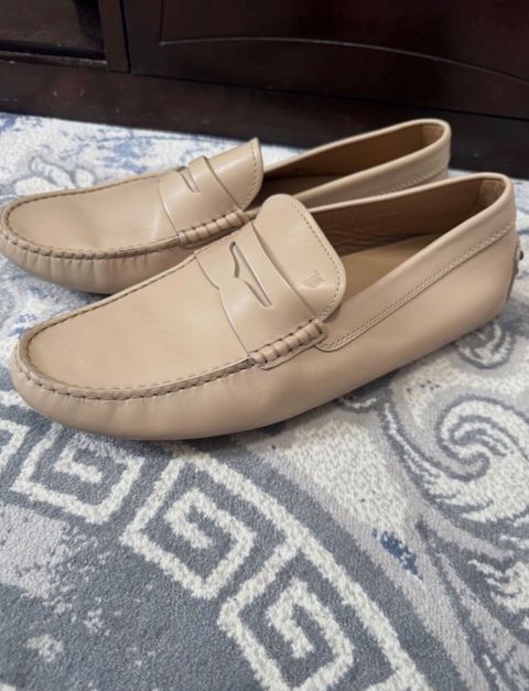 Tod’s dəri mokasinlər - Brend: Tod’s (logolar içlikdə və yan hissədə) — Bakı