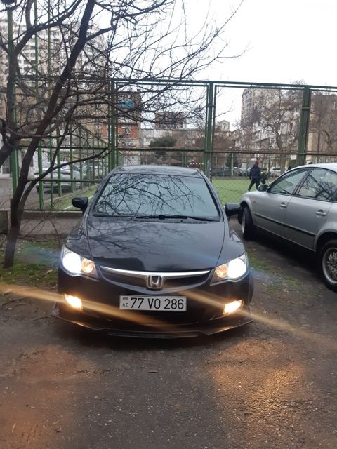 Honda Civic, 1.8 L, 2008 il, 198 000 km — Bakı
