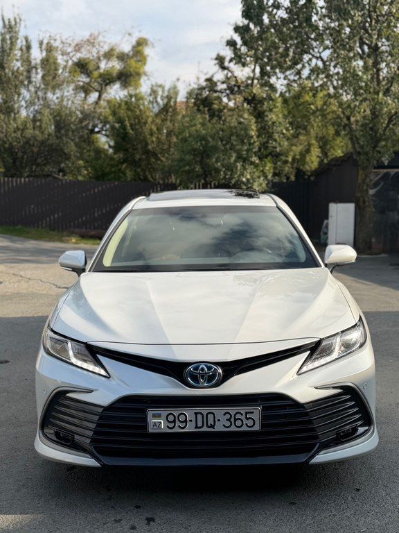 Toyota Camry, 2.5 L, 1.6 kWh, 2023 il, 71 000 km — Avtomobillər, Balakən