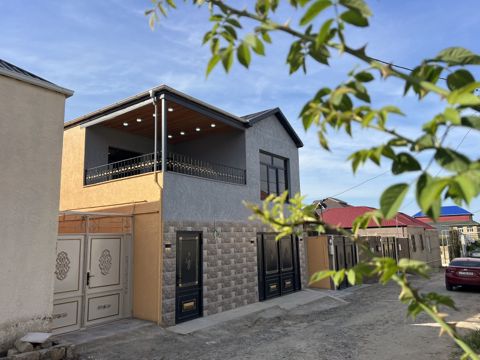 Satılır 5 otaqlı həyət evi/bağ evi 130 m² — Bakı