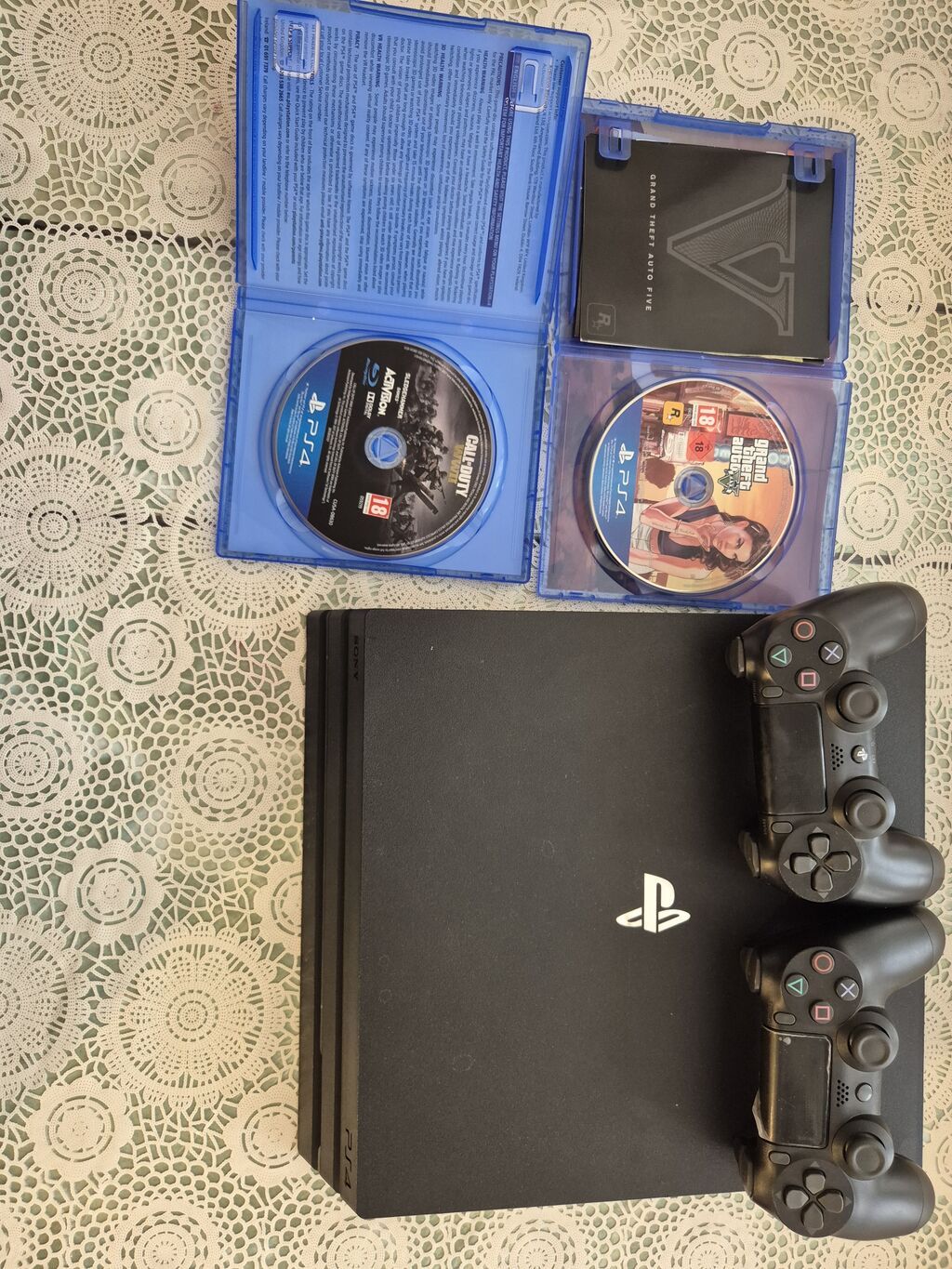 Sony PlayStation 4 Pro 1TB — Satılır Əla işlək vəziyyətdə, tam — Oyun konsolları, Gəncə (4)
