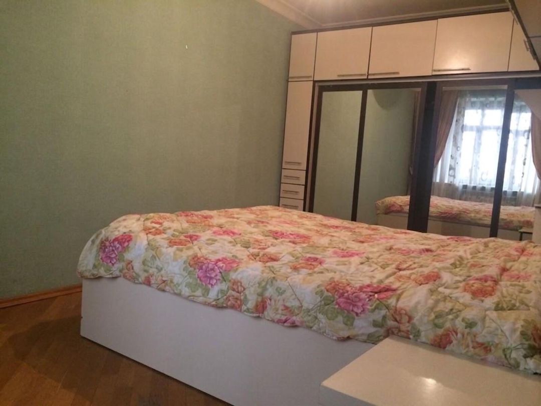 Satılır 4 otaqlı köhnə tikili 96 m² — Mənzil, Bakı (3)