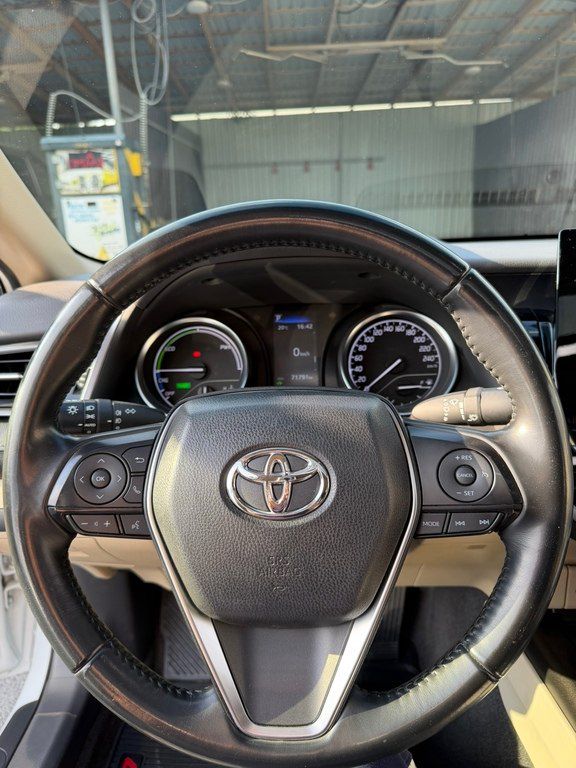 Toyota Camry, 2.5 L, 1.6 kWh, 2023 il, 71 000 km — Avtomobillər, Balakən (11)