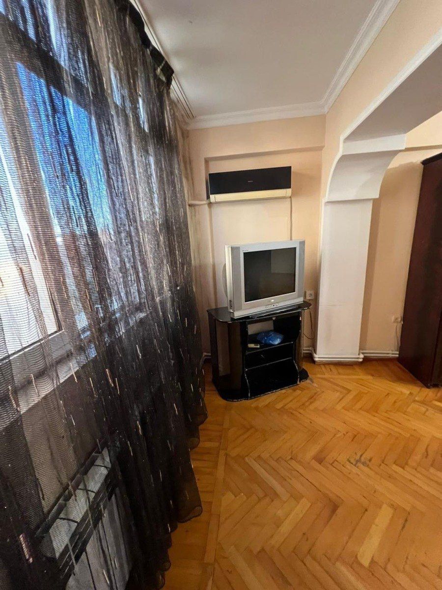 İcarəyə verilir 3 otaqlı köhnə tikili 70 m² — Mənzil, Bakı (9)