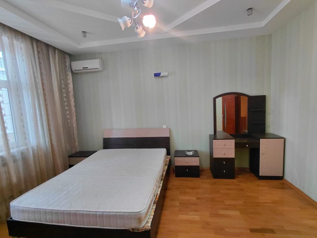 Satış: 3 otaqlı Yeni tikili, 130 m², Yasamal rayonu — Mənzil, Bakı (11)