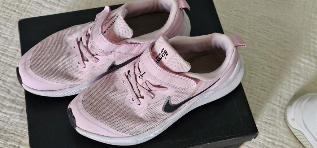 Rəng - Çəhrayı Krossovkalar, Nike, Ölçü: 34, Qız üçün — Uşaq ayakkabısı, Bakı (3)