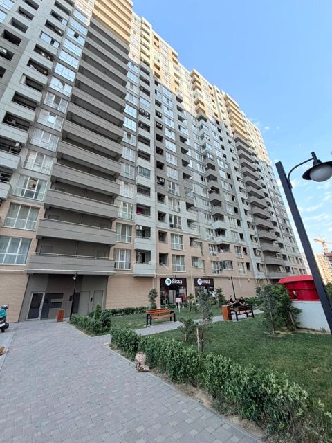 Satılır 2 otaqlı yeni tikili 50 m² — Bakı