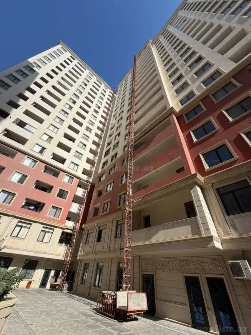 Satılır 3 otaqlı Mənzil Yeni tikili 105 m² Bakı, Nərimanov r — Bakı
