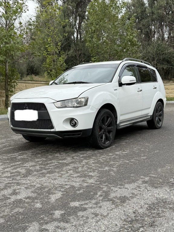 Mitsubishi Outlander, 3.0 L, 2011 il, 321 000 km — Avtomobillər, Bakı (8)