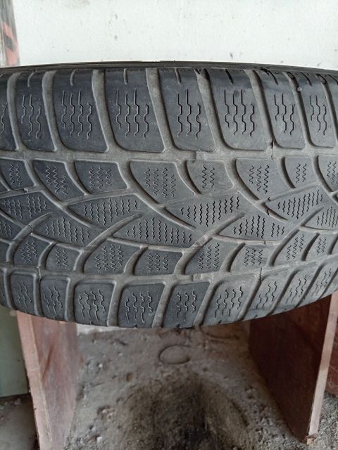Dunlop 1 ədəd qiymət 50 azn. Ölcü 205.50 17 idial vəziyyətdə hec — Bakı