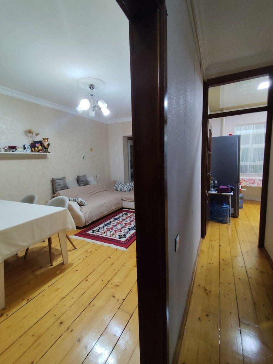 Satılır 2 otaqlı köhnə tikili 65 m² — Mənzil, Bakı (8)