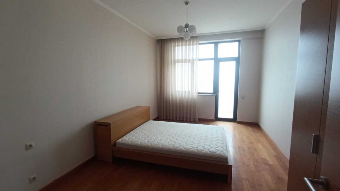 Satılır 4 otaqlı yeni tikili 210 m² — Mənzil, Bakı (5)