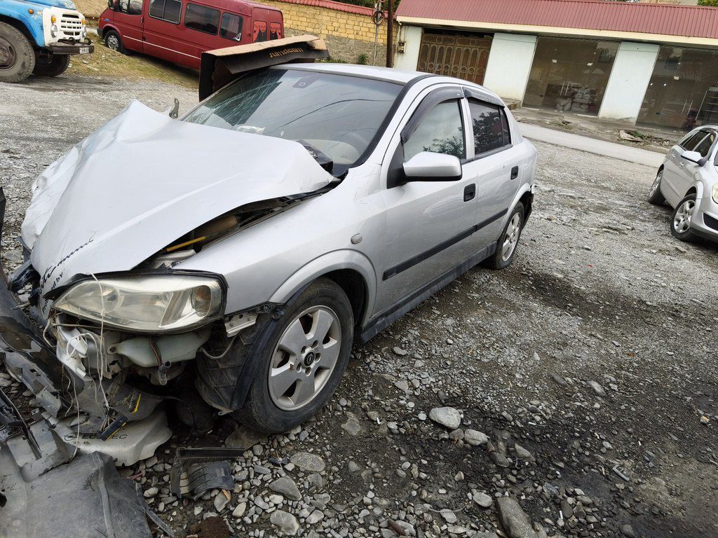 Opel Astra, 1.8 L, 1998 il, 450 000 km — Avtomobillər, Qəbələ (5)