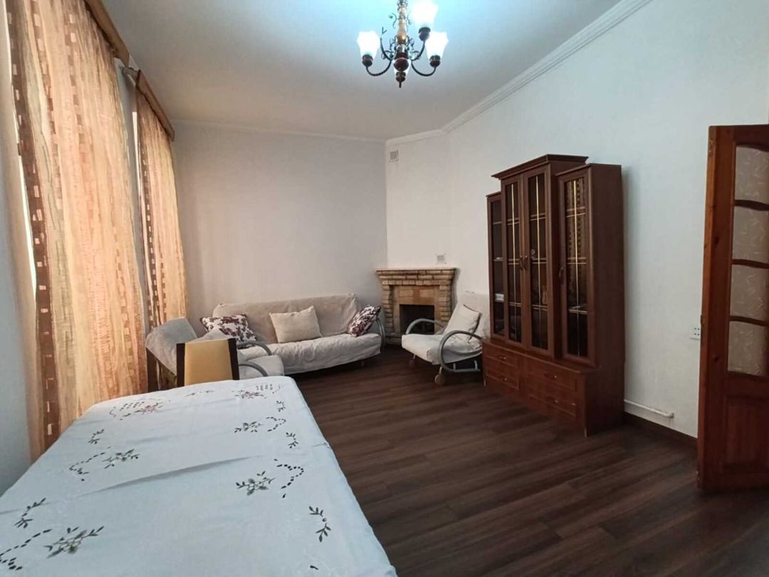 İcarəyə verilir 2 otaqlı köhnə tikili 60 m² — Mənzil, Bakı