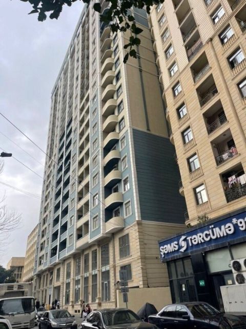 Satılır 4 otaqlı yeni tikili 164 m² — Bakı